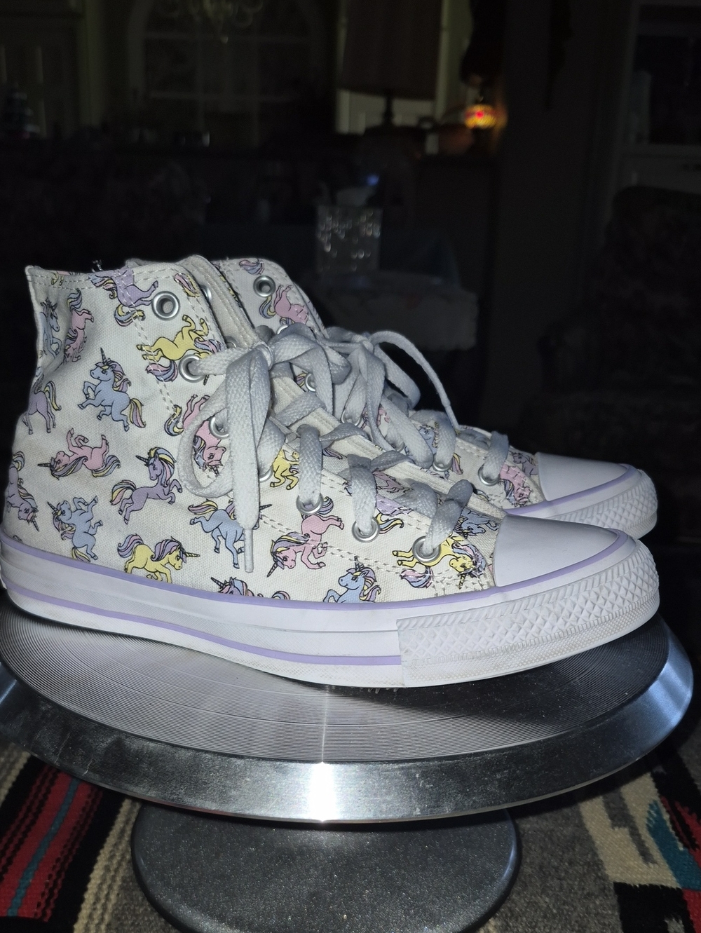 Converse Chuck Taylor All-Star Unicorn Pattern .Mens Sz.6/womens Sz8.(#1073S.)